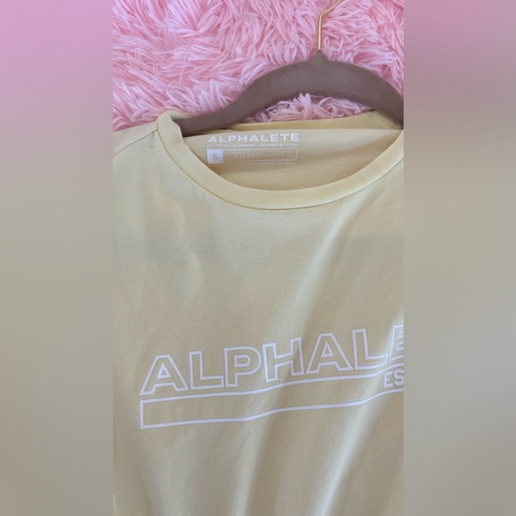 Alphalete crop top - Picture 2 of 2